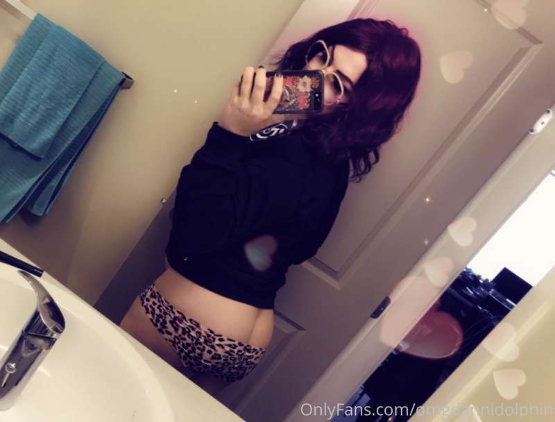 Snap filter booty gal. Good morning or whatever time it is f.. 4