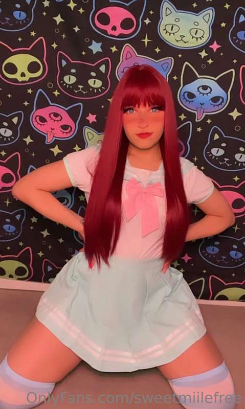 Do you want to have a date with your favorite girl?🎀 1