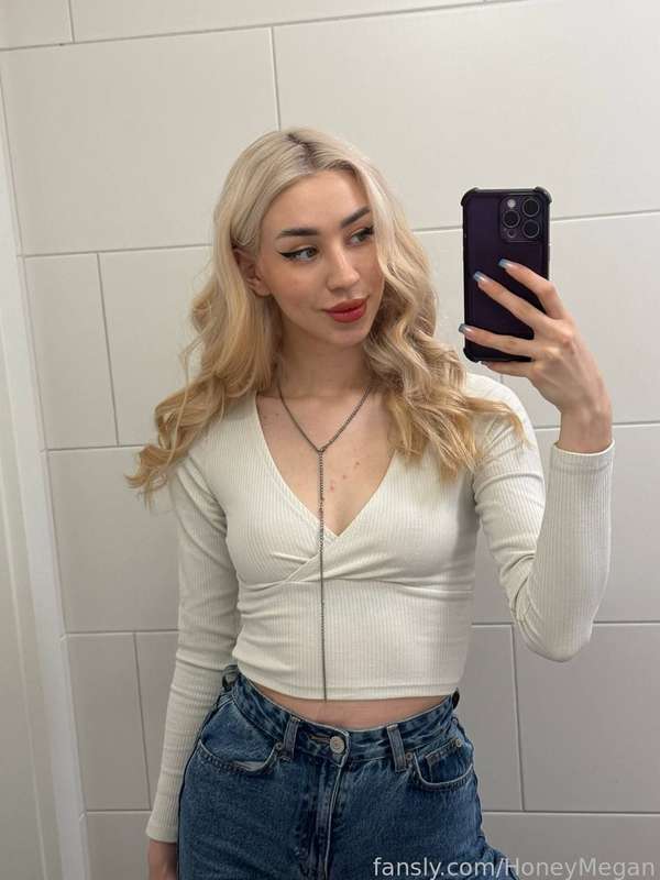 Honeymegan - Fansly - 02 Apr, 2024