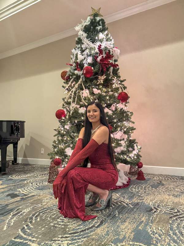 will you cum in me so i can have a white christmas? 💦 3