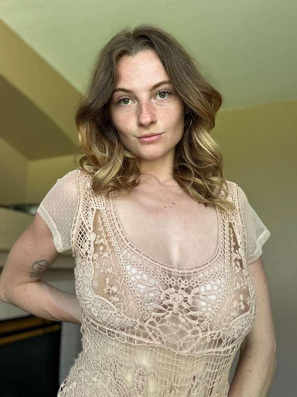 My big tits love a good sucking! 1