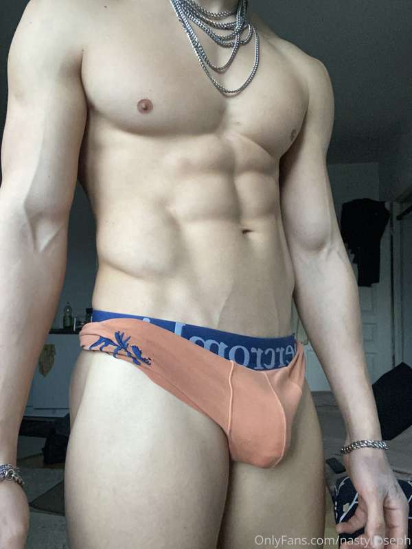 👅👅👅