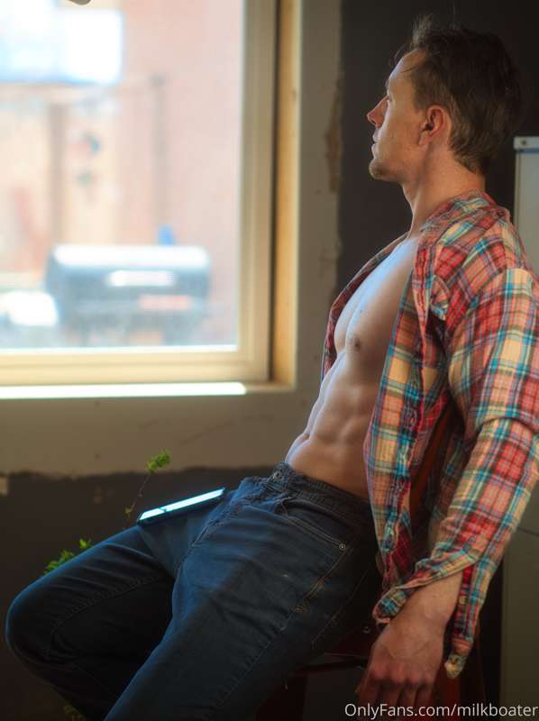 Just a few more pictures from the other day. Im looking forw.. 8