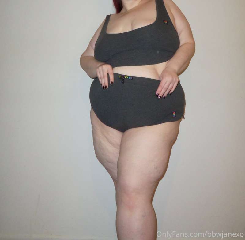 This is one of my favorite little outfits to wear around my ..