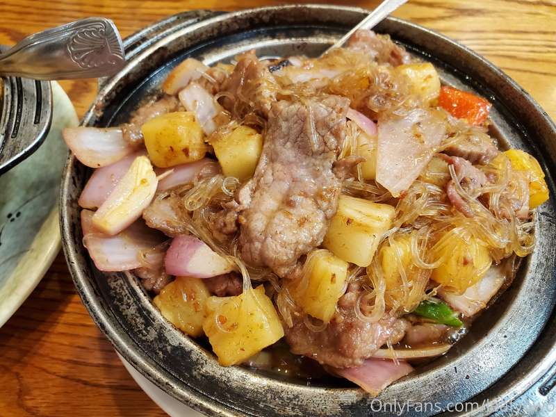 Fried Fish & Eggplant

Satay Beef, pineapple, & Cellophane N.. 2