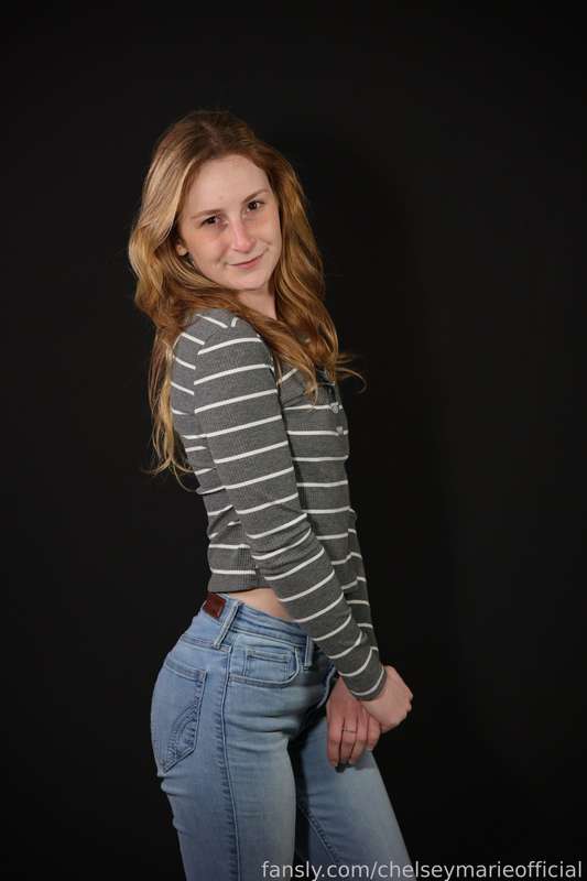 Chelseymarieofficial - Fansly - 23 Apr, 2025 8