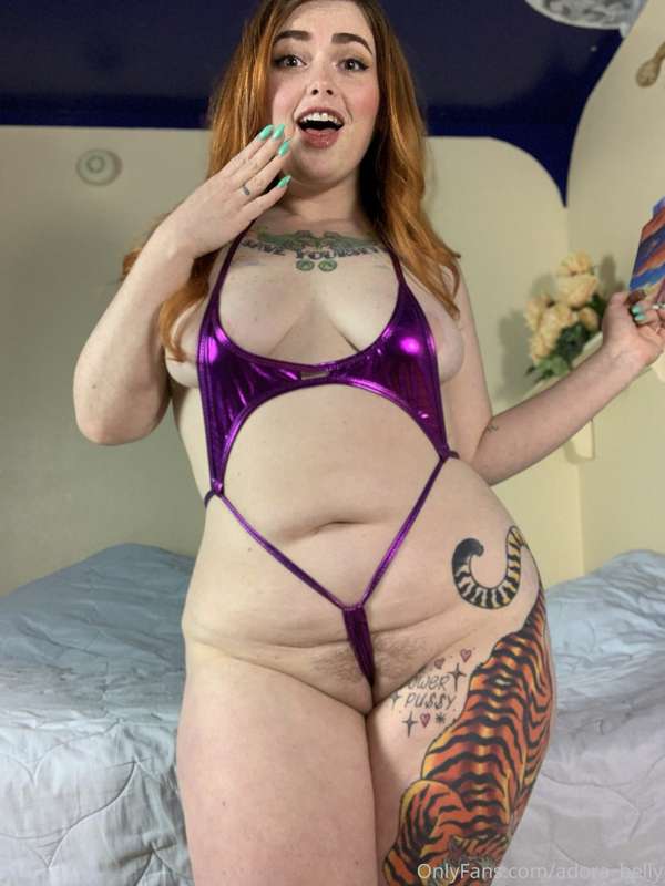 Oh gosh!
My pussy is just fully out isn’t it??