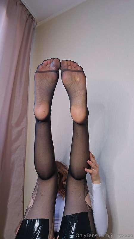 I'm not posting my feet that often 🫦 But I know some of u re..