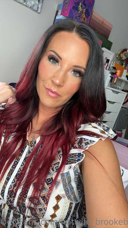 Still not over the RED!! 👸🏻♠️🖤😘