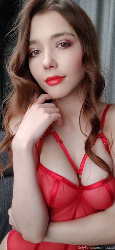 Mila Azul Pictures