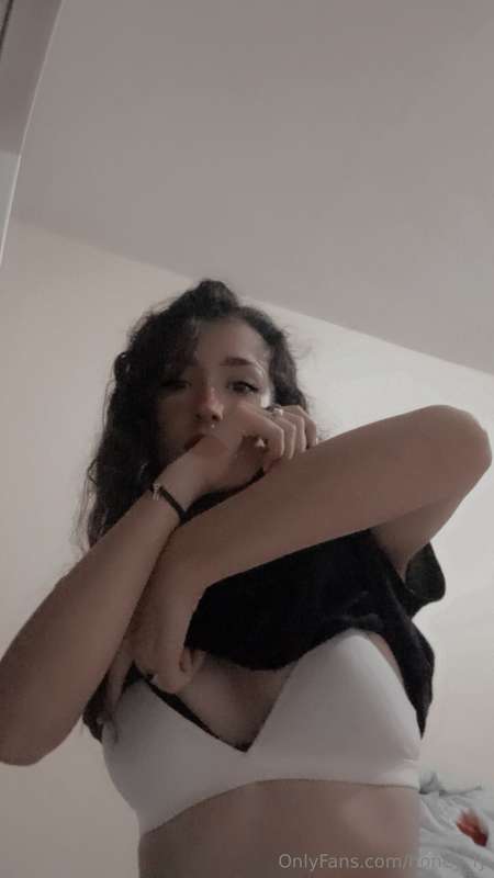 Tu chica favorita ☺️💗•••••••••••••••••••••••••••••Your favor.. 4
