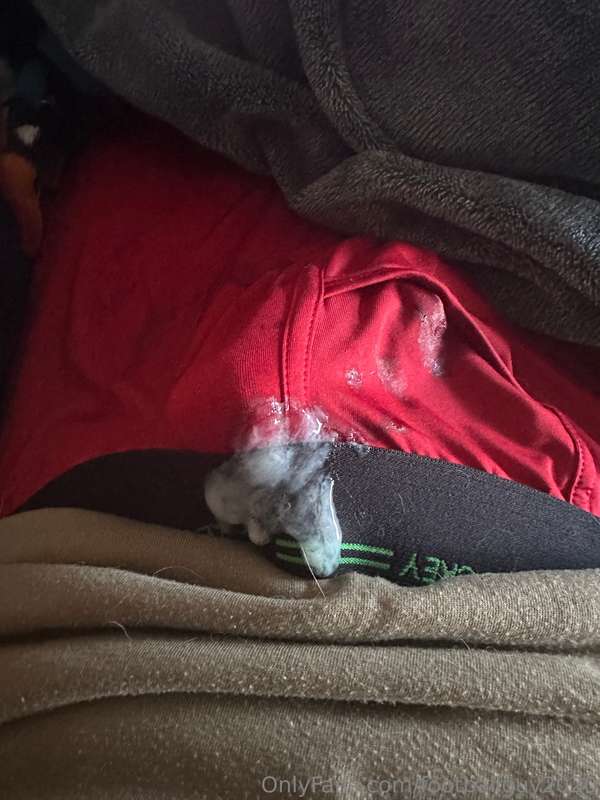 Me jerking and some fun pics!  8