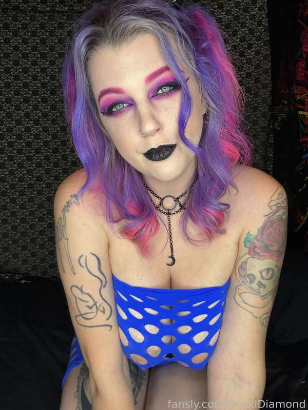 Roxxidiamond - Fansly - 11 Nov, 2024 18