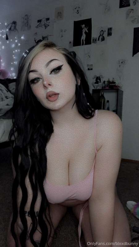 I’m sick again so enjoy some lazy chubby girl photo sets 2