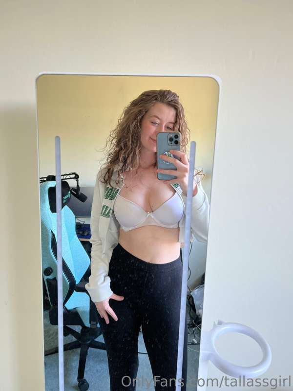 What’s dirtier, my mirror or me? 😉