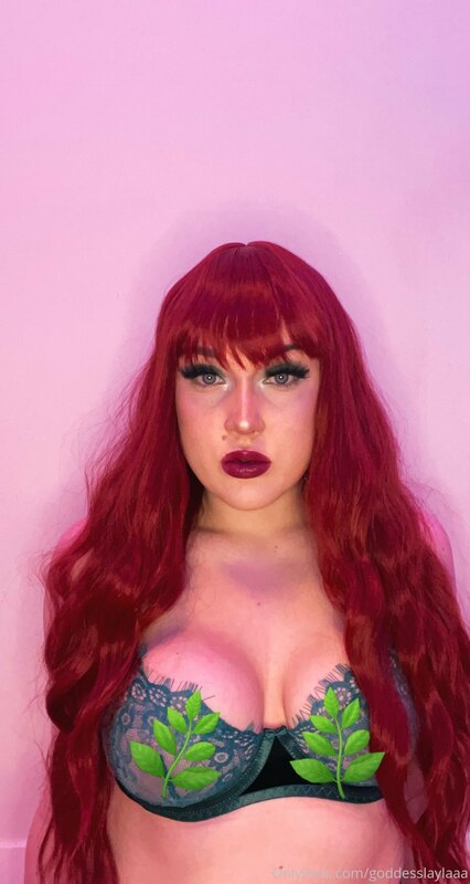 SWIPE➡️
Which is your favourite wig on me so far??

Also fee..