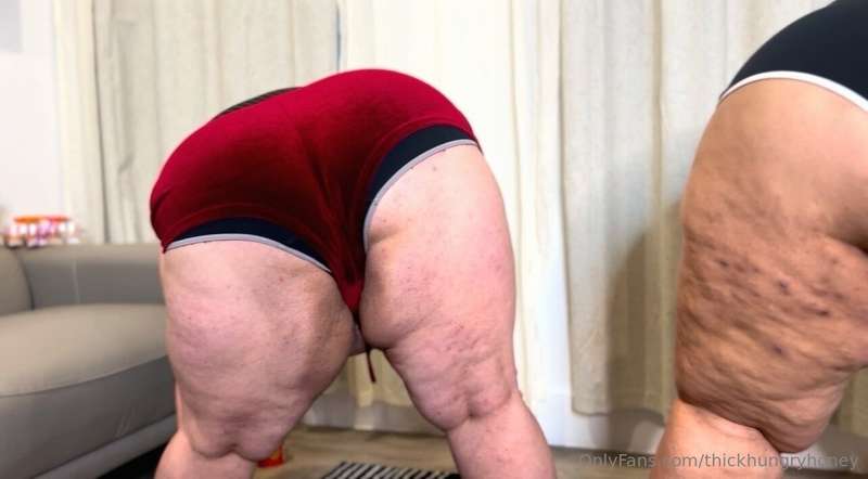 Two hot fatties stretching is definitely better than one 🥵🐽 7