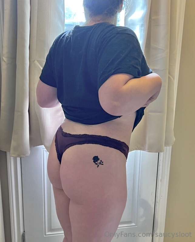 Which do you like better? 🍑 1