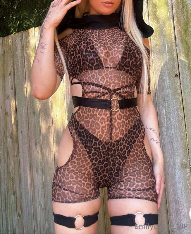 I ordered more sassypants outfits :3 I’m just absolutely lov.. 2
