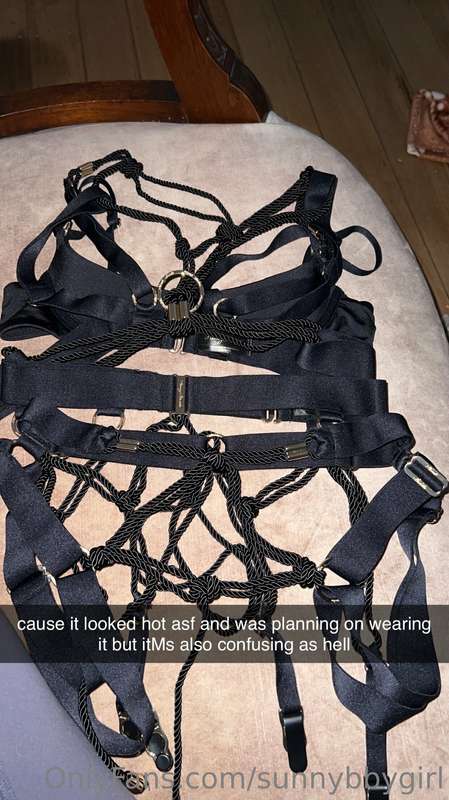 Selling some lingerie if any of you would be interested 😈 4