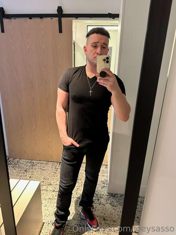 I decide the vibe 😎