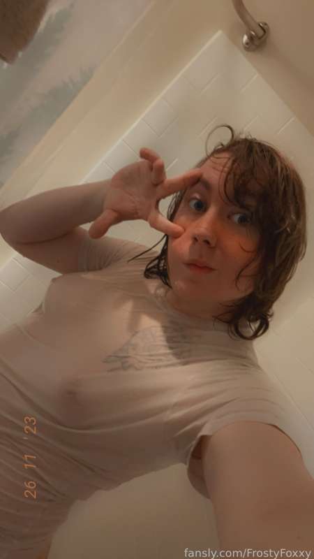 Frostyfoxxy - Fansly - 26 Nov, 2023 16