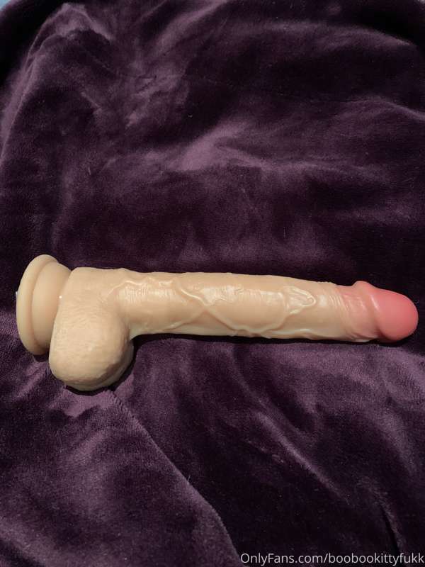 I got this vibrator from best vibe and I dont regret buying ..