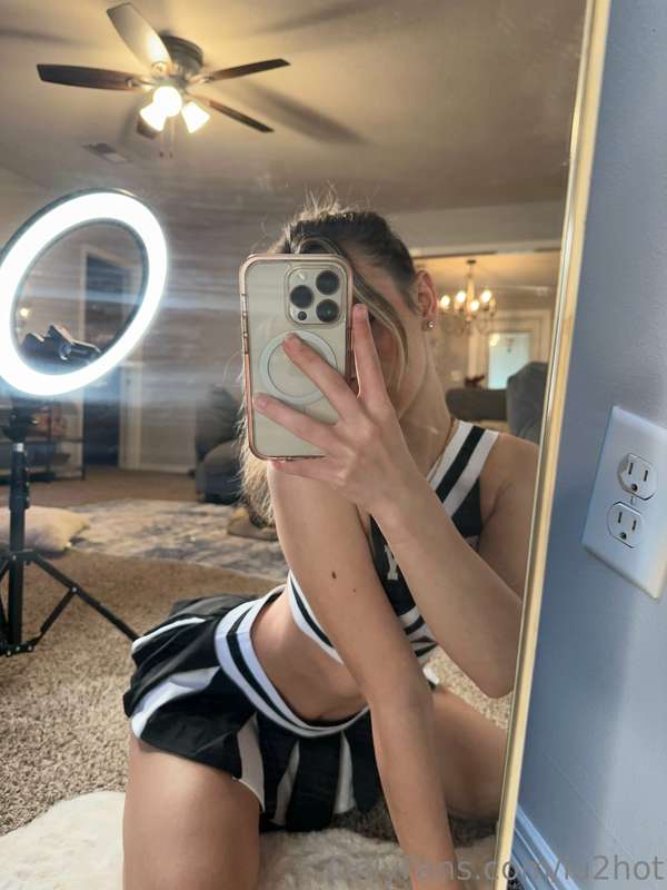 Let`s play babe😍
