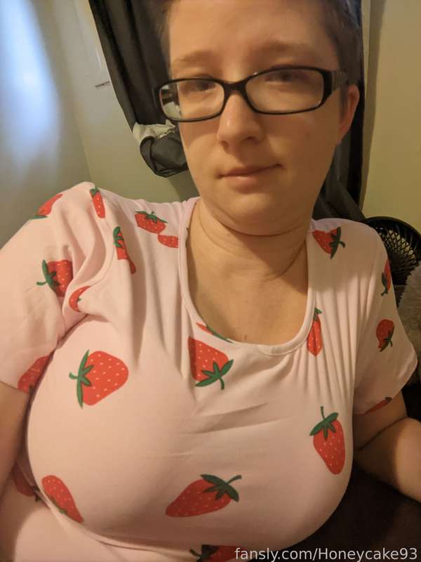 Honeycake93 - Fansly - 18 Dec, 2022 22