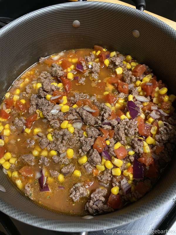 On this episode of “Topless Cooking” we made: Taco Soup! 😛💋 .. 6