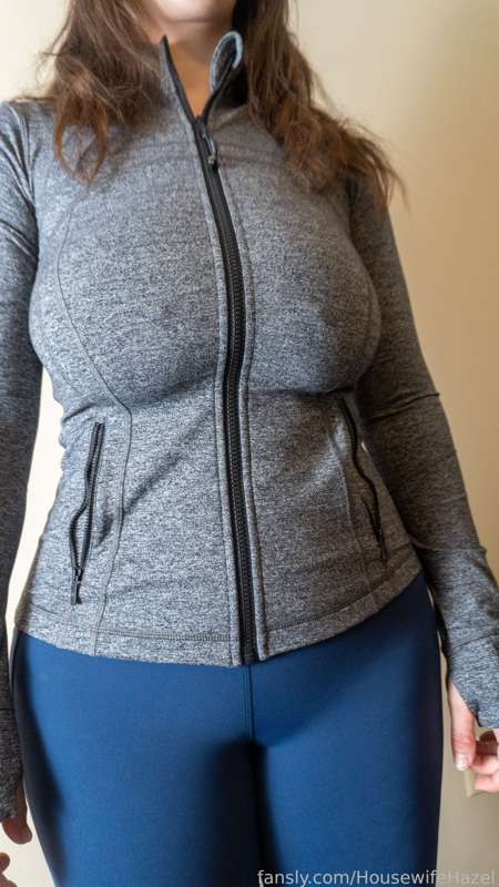 Housewifehazel - Fansly - 02 Jul, 2022 2