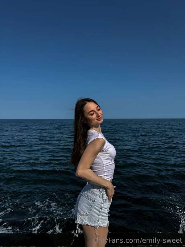 Where the sea and sky come together, the most beautiful stor..