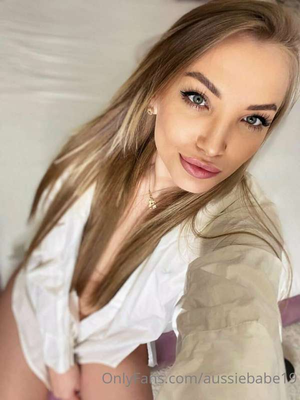 SugarQueenn Just made her Profile FREE @sugarqueenn Go check.. 1