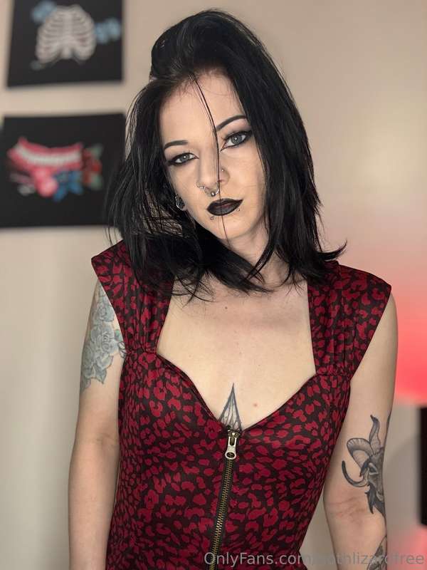 My new dress comes off so easily 3