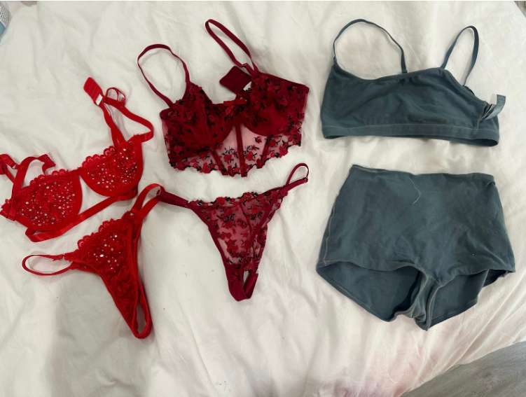 Which set would you like to own forever? 🤤