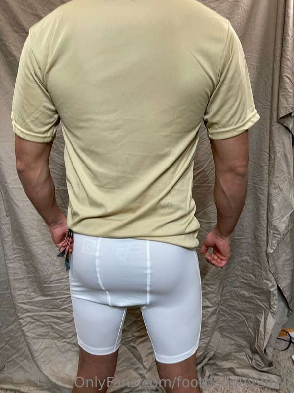 The horny private and his VPL and beefy ass! Set 3 23