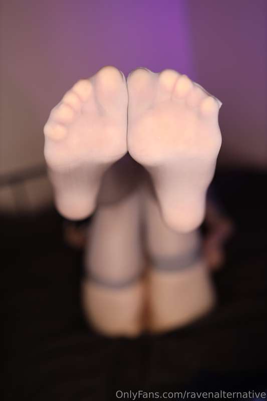 Pretty soles in sheer stockings ✨