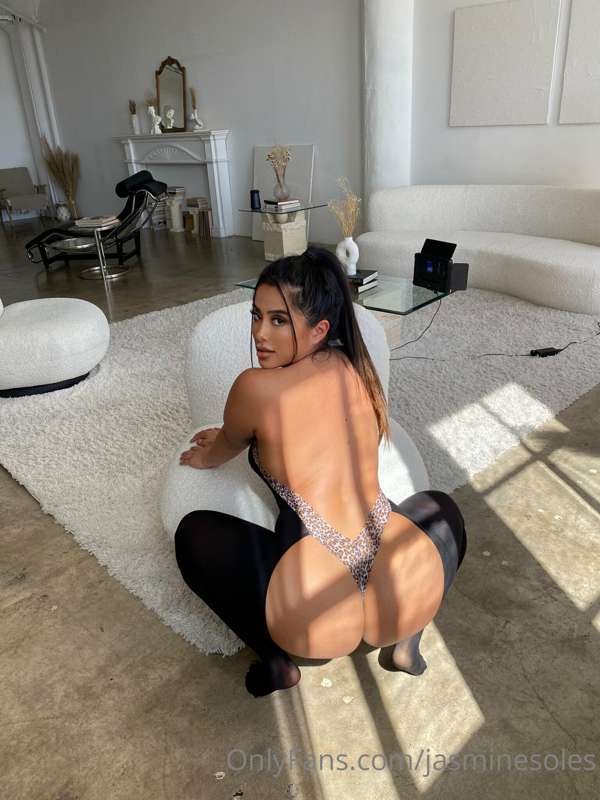 Can I be your gf? 😈 3