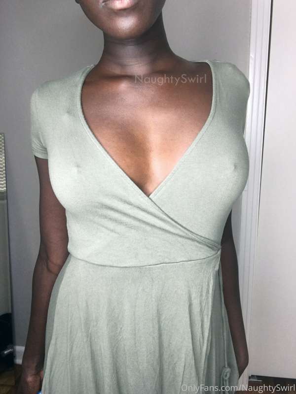 Unlock to see my dress come off ;)

Subscribe to our all inc..