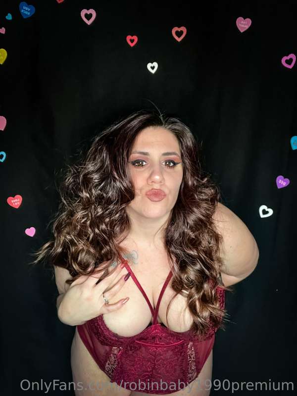 Happy Valentine’s clothed💋