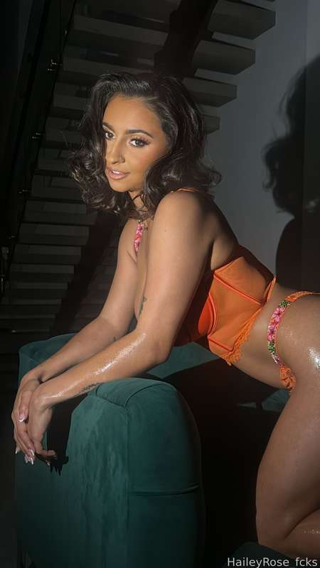 Haileyrose_Fcks - Fansly - 06 Apr, 2025