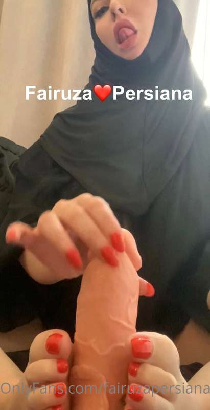 Fairuzapersiana - Onlyfans - 24 May, 2022