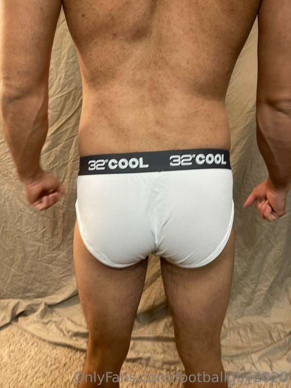 PVT Martinez shows off his goods lol set 3 16