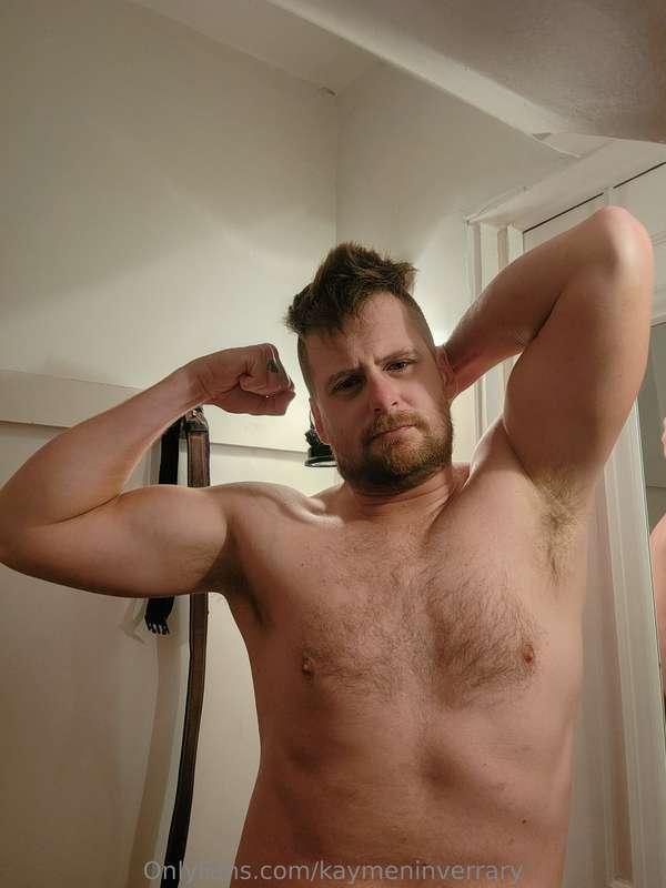 Last chance to tip. Daddy is putting on his winter weight.