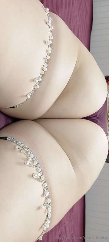 💓A proud celebrity wife totally hooked for a younger man met.. 5