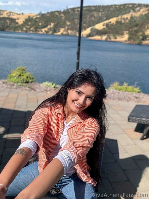 i felt like i was in a reality tv show set 😍🧡 5