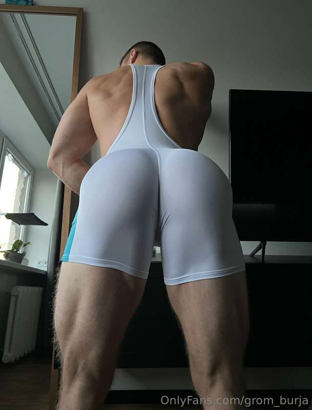 Into juicy boys?😏🔥
@grom_burja_vip 1