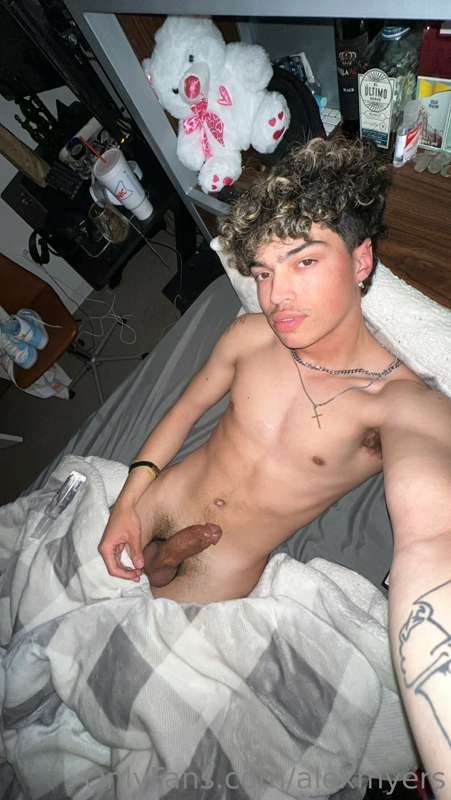 woke up horny asf 😝