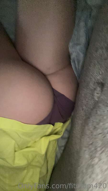 recents nudes of my perky ass 🍑 can I share a naughty fetish.. 1