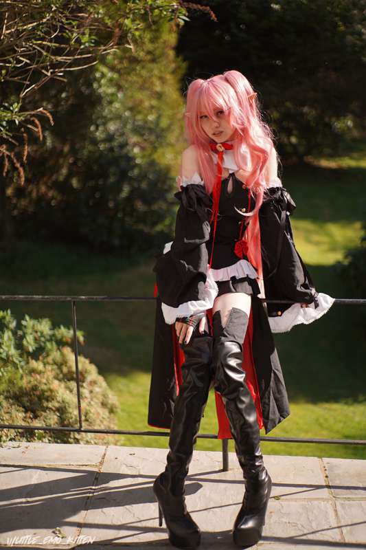 Krul Tepes dropped her apple 🍎, can you help her find it? I ..